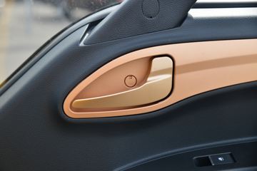 ���� ����J3 130���� 3.2��˫�������Ῠ(����)ͼƬ