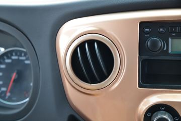 ���� ����J3 130���� 3.2��˫�������Ῠ(����)ͼƬ