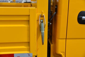 ���� ����J3 130���� 3.2��˫�������Ῠ(����)ͼƬ