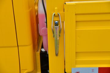 ���� ����J3 130���� 3.2��˫�������Ῠ(����)ͼƬ