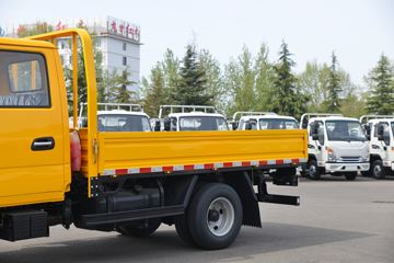 ���� ����J3 130���� 3.2��˫�������Ῠ(����)ͼƬ