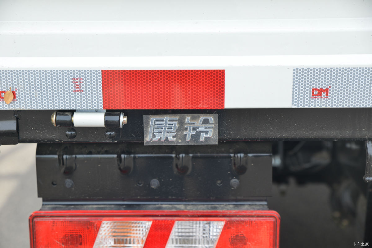 ���� ����J5 ƽ̨�� 132���� 4.18�׵��������Ῠ(����)(HFC1045P22K1C7S)��װ                                                