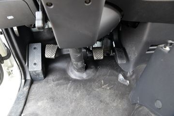 ���� ����X6 1.6L 120���� ���� 3.31���Ű�����΢��(HFC1036BV3E1B4S)ͼƬ