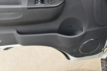 ���� ����X6 1.6L 120���� ���� 3.31���Ű�����΢��(HFC1036BV3E1B4S)ͼƬ