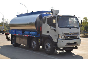 福田 瑞沃金刚 220马力 4X4 沥青洒布车(新东日牌)(YZR5240GLQBJ6)