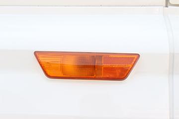 �й����� ����N5W�п� 220���� 4X2 6.75����ʽ�ػ���(����)(ZZ5187XXYK511JF1)ͼƬ