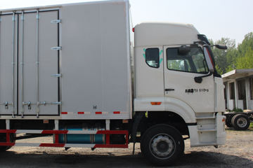 �й����� ����N5W�п� 220���� 4X2 6.75����ʽ�ػ���(����)(ZZ5187XXYK511JF1)ͼƬ