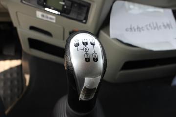 �й����� ����N5W�п� 220���� 4X2 6.75����ʽ�ػ���(����)(ZZ5187XXYK511JF1)ͼƬ