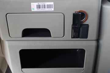 �й����� ����N5W�п� 220���� 4X2 6.75����ʽ�ػ���(����)(ZZ5187XXYK511JF1)ͼƬ