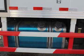 �й����� ����N5W�п� 220���� 4X2 6.75����ʽ�ػ���(����)(ZZ5187XXYK511JF1)ͼƬ