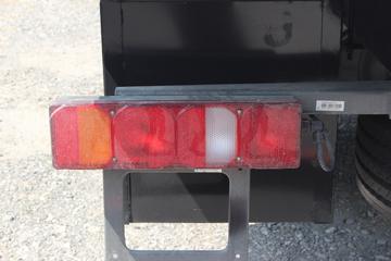 �й����� ����N5W�п� 220���� 4X2 6.75����ʽ�ػ���(����)(ZZ5187XXYK511JF1)ͼƬ