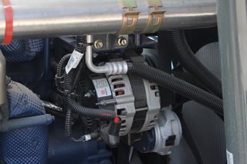 �й����� ����N5W�п� 220���� 4X2 6.75����ʽ�ػ���(����)(ZZ5187XXYK511JF1)ͼƬ