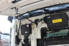 中国重汽 豪沃N5W中卡 220马力 4X2 6.75米厢式载货车(国六)(ZZ5187XXYK511JF1)