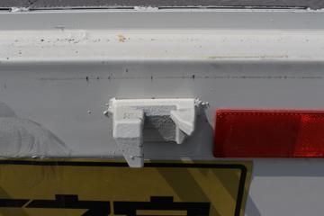 �й����� ����N5W�п� 220���� 4X2 6.75����ʽ�ػ���(����)(ZZ5187XXYK511JF1)ͼƬ