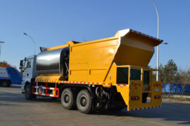 陕汽重卡底盘&nbsp;沥青洒布车外观图片