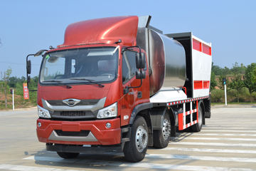 福田 瑞沃金刚 220马力 4X4 碎石封层车(新东日牌)(YZR5240TFCBJ6)