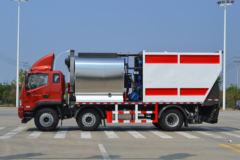 福田 瑞沃金刚 220马力 4X4 碎石封层车(新东日牌)(YZR5240TFCBJ6)