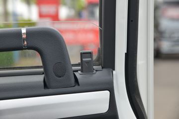 ���� ����H3 95���� 3.7�׵�����ʽ�Ῠ(����)ͼƬ