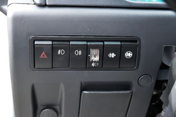 ���� ����H3 95���� 3.7�׵�����ʽ�Ῠ(����)ͼƬ