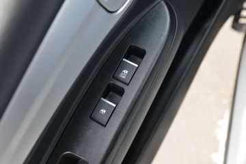 ���� ����H3 95���� 3.7�׵�����ʽ�Ῠ(����)ͼƬ