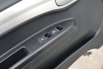 ���� ����H3 95���� 3.7�׵�����ʽ�Ῠ(����)ͼƬ