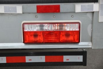 ���� ����H3 95���� 3.7�׵�����ʽ�Ῠ(����)ͼƬ