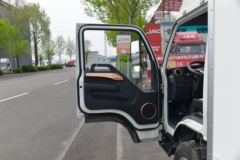 江淮 康铃J3 95马力 3.7米单排冷藏车(国六)