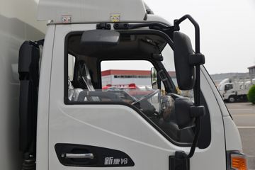 ���� ����J5 132���� 4.15�׵�����ʽ�Ῠ(����)ͼƬ