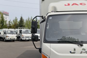 ���� ����J5 132���� 4.15�׵�����ʽ�Ῠ(����)ͼƬ