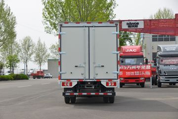 ���� ����J5 132���� 4.15�׵�����ʽ�Ῠ(����)ͼƬ