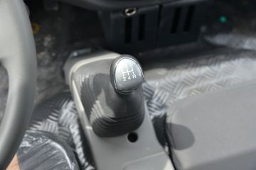 ���� ����J5 132���� 4.15�׵�����ʽ�Ῠ(����)ͼƬ