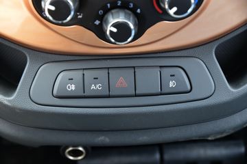 ���� ����J5 132���� 4.15�׵�����ʽ�Ῠ(����)ͼƬ