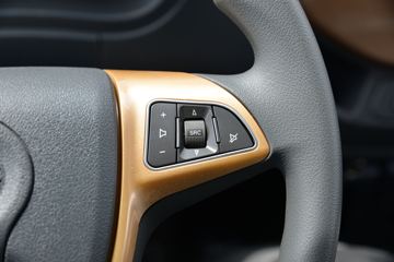 ���� ����J5 132���� 4.15�׵�����ʽ�Ῠ(����)ͼƬ