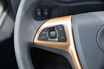 ���� ����J5 132���� 4.15�׵�����ʽ�Ῠ(����)ͼƬ