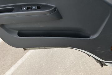 ���� ����J5 132���� 4.15�׵�����ʽ�Ῠ(����)ͼƬ