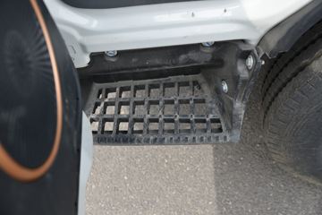 ���� ����J5 132���� 4.15�׵�����ʽ�Ῠ(����)ͼƬ