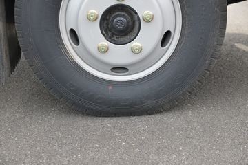 ���� ����J5 132���� 4.15�׵�����ʽ�Ῠ(����)ͼƬ