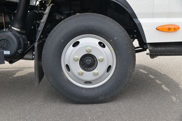 ���� ����J5 132���� 4.15�׵�����ʽ�Ῠ(����)ͼƬ