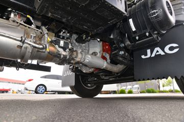 ���� ����J5 132���� 4.15�׵�����ʽ�Ῠ(����)ͼƬ