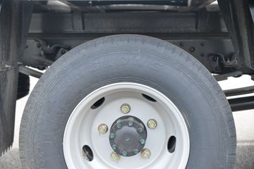 ���� ����J5 132���� 4.15�׵�����ʽ�Ῠ(����)ͼƬ