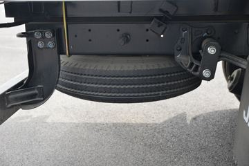 ���� ����J5 132���� 4.15�׵�����ʽ�Ῠ(����)ͼƬ