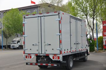 ���� ����J5 132���� 4.15�׵�����ʽ�Ῠ(����)ͼƬ