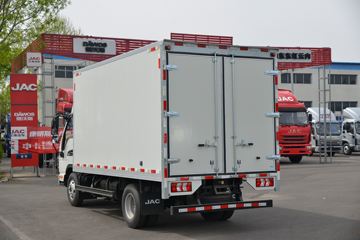 ���� ����J5 132���� 4.15�׵�����ʽ�Ῠ(����)ͼƬ