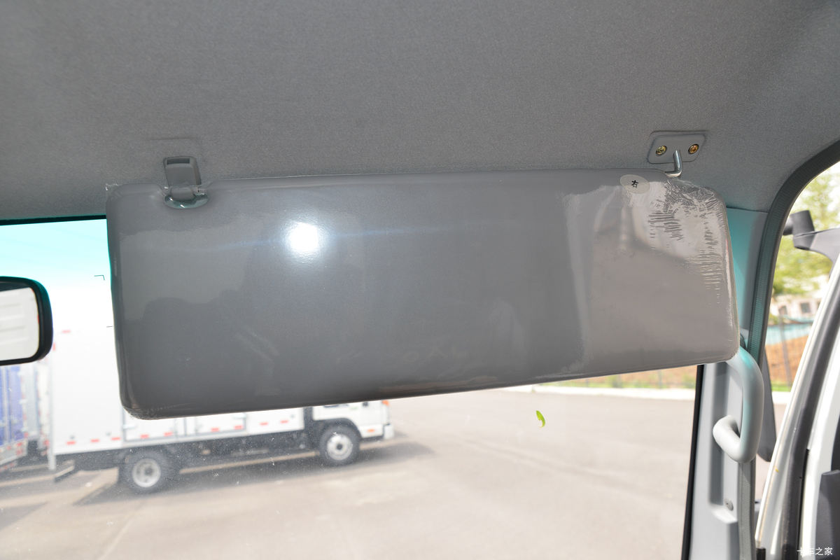 ���� ����J6 130���� 4.15�׵�����ʽ�Ῠ(����)(HFC5043XXYP21K1C7S)��ʻ��                                               