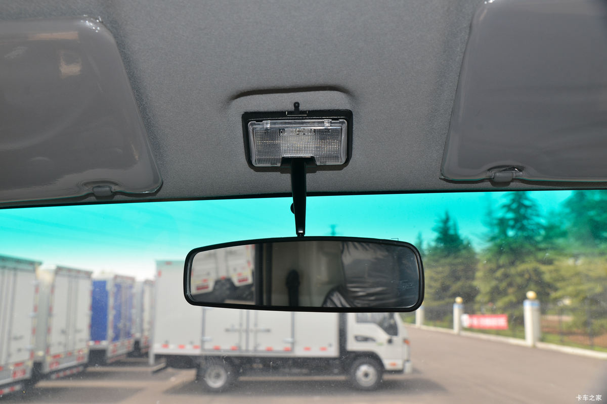 ���� ����J6 130���� 4.15�׵�����ʽ�Ῠ(����)(HFC5043XXYP21K1C7S)��ʻ��                                               