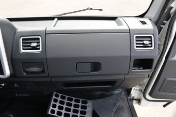 ���� ����J5 ���ư� 132���� 4.18�׵��������Ῠ(����)ͼƬ