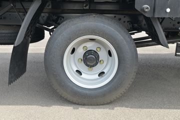���� ����J5 ���ư� 132���� 4.18�׵��������Ῠ(����)ͼƬ