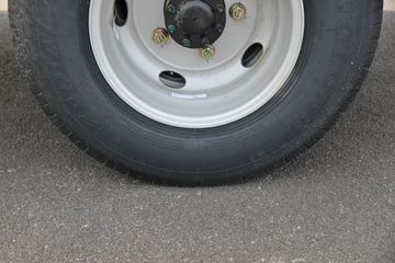 ���� ����J5 ���ư� 132���� 4.18�׵��������Ῠ(����)ͼƬ
