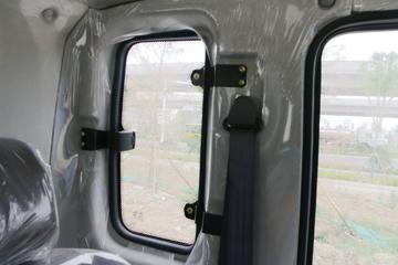 �ɵ��³� V6ϵ�� 220���� 6X2 6.8�������ػ���(����)ͼƬ