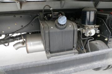 �ɵ��³� V6ϵ�� 220���� 6X2 6.8�������ػ���(����)ͼƬ
